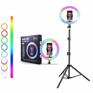 Aro de Luz Selfie Portátil con Trípode de 10 Pulgadas MJ26 RGB con Múltiples Colores de Iluminación, Rotación de 360 Grados - Product Image 1