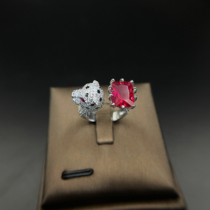 แหวนเงินแท้ S925 ประดับเพชรซิร์คอน 5A รูปเสือดาว สีมรกต ดีไซน์เฉพาะตัว - Product Image 3