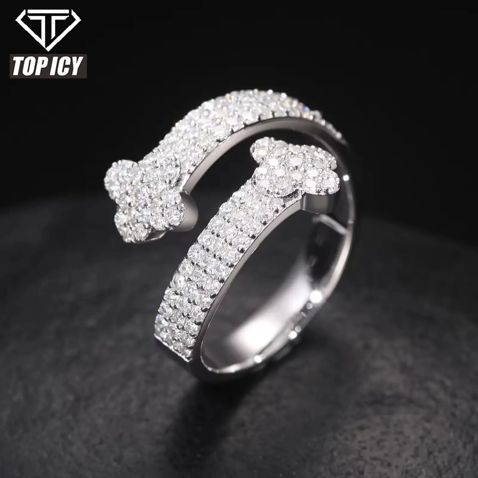 Menakjubkan S925 Moissanite cincin semanggi perak murni, batu permata berbentuk semanggi, perhiasan bagus
