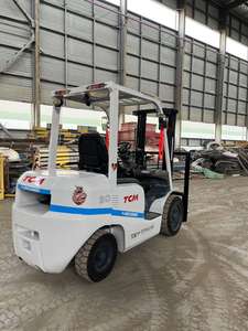 מלגזה דיזל משומשת TCM <span class=keywords><strong>3T</strong></span> אמינה ואיכותית לטיפול במטען תעשייתי כבד - Product Image 6