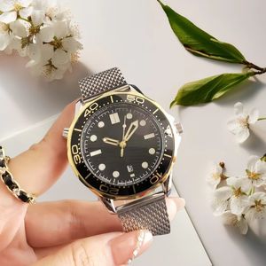 Reloj de Buceo para Hombre de Marca, Correa de Malla de Aleación de 20 mm, Cristal Estilo Moneda, Resistente al Agua, con Indicador de Fecha, Elegante, Lujoso y Deportivo - Product Image 2