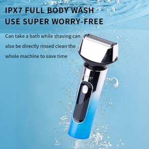 Afeitadora de Carga Rápida USB KM-1317, Impermeable IPX7, Cuchilla Triple Recíproca - Product Image 3
