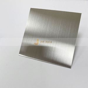 Placa de Acero Inoxidable 304 de Alta Calidad y Durabilidad, Acabado Color Hairline, Estándar JIS, Grosor Personalizado, Decoración para Hoteles - Product Image 2