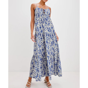 Vestido largo escalonado con tirantes finos para mujer, estampado floral, con lazo en la parte delantera, estilo bohemio, informal, para vacaciones - Product Image 1