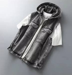 Gilet en jean élégant pour homme, style coréen, coupe slim, sans manches, à capuche, polyvalent, décontracté, effet délavé, haute qualité - Product Image 3