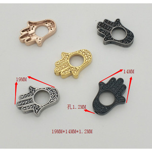 yunnique - Espaciador de acero inoxidable con forma de mano de Hamsa, chapado en plata 925, para hacer pulseras, componentes de joyería DIY, forma irregular - Product Image 3