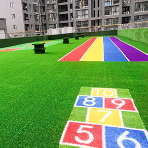 Gazon artificiel pour terrain de football haute densité, résistant au feu, 10 mm, 50 mm, imperméable, résistant à l'humidité, matériau PE+PP. Directement de l'usine - Product Image 1