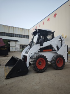 Minicargadora Ozmatix |   Motor de 37kW |   Precio de Fábrica y Buenas Reseñas <span class=keywords><strong>BOBCAT</strong></span> <span class=keywords><strong>450</strong></span>/s450 150 180 - Product Image 6