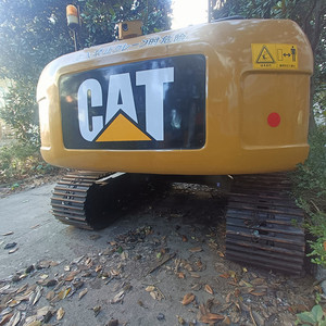 Excavadora CAT 320D2 de 20 toneladas con cazo de excavación de 1m³ de capacidad, excavadora de cadenas usada modelo cat320d2 - Product Image 3