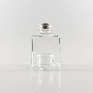 Botellas de Vidrio Transparente Cuadradas de 180 ml para Vino, Whisky, Brandy y Mezcal - Product Image 5