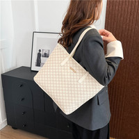 Sac fourre-tout tendance 2024, nouveau sac à bandoulière carré moderne et classique de grande capacité, sac à main élégant, sac décontracté pour parents avec fermeture éclair