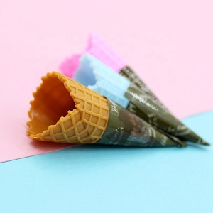 Decorazione a cono gelato Cabochon Base artigianato abbellimenti alimentari in miniatura casa delle bambole Icecream cono in resina modello 3D - Product Image 1