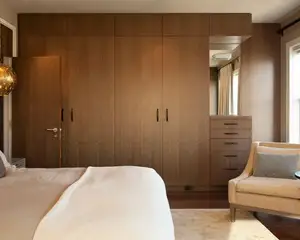 Armadio personalizzato moderno in legno di ciliegio ed armadio economico in legno massello per mobili da camera da letto