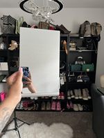 Miroir de maquillage sans cadre en aluminium pour bureau Grand miroir de table de courtoisie avec miroir de courtoisie sur pied