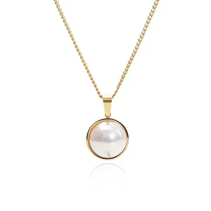 The new natural lovely Pearl pendant jewelry necklace comes from a Chinese supplier