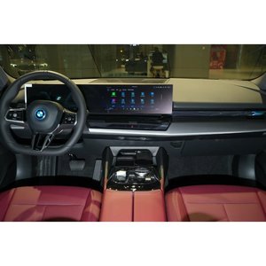 <span class=keywords><strong>BMW</strong></span> i5 EV Sedan 2026, 602 km di autonomia, Edizione Base, 5 Posti, Trazione Posteriore, Berlina Full-Size, Auto Usata - Product Image 4
