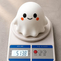 Nouveau jouet moelleux géant en TPR en forme de fantôme d'Halloween avec boîte transparente individuelle, jouet à presser blanc doux pour enfants, cadeaux fantaisie