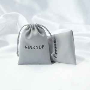 Sac à cordon en satin de luxe 12x16cm, grande taille, avec logo personnalisé, pour perruques, mèches de cheveux, emballage, couleurs assorties, pochette anti-poussière pour bijoux - Vente chaude - Product Image 1