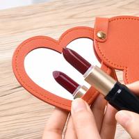 Miroir de poche en cuir en forme de cœur, personnalisé avec logo, de luxe, en gros, pour l'identité d'entreprise, promotionnel, cadeau d'entreprise pour femmes, outil, fourniture pour fêtes