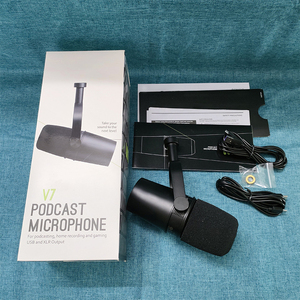Micrófono Dinámico Profesional con Cable MV7 con Puertos USB y XLR Duales para Grabación de Podcasts y Transmisión en Vivo - Product Image 1