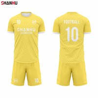 Ensemble de maillots de football en gros avec logo brodé, maille respirante anti-humidité pour enfants, garçons, filles, uniformes d'équipe personnalisés en gros