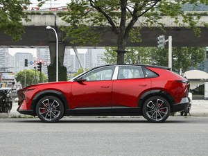 Nuova Auto Elettrica Mazda Ez60 EV SUV 2026 Full Optional per Pendolarismo Quotidiano e Viaggi - Product Image 2
