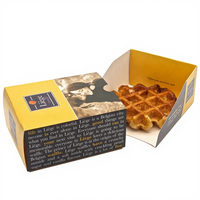 Vente en gros de plateau gaufré belge alimentaire avec logo imprimé écologique plateau d'emballage en papier gaufré crème glacée chocolat avec manchon