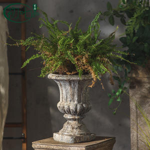 Jarrón de resina estilo Wabi Sabi, maceta artesanal de óxido de magnesio para decoración de jardín de escritorio o de pie. - Product Image 3