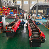 Machine de formage de rouleaux de clôture métallique Dura Fence efficace, machine automatique de fabrication de panneaux de clôture en acier à lattes pour la protection de la vie privée