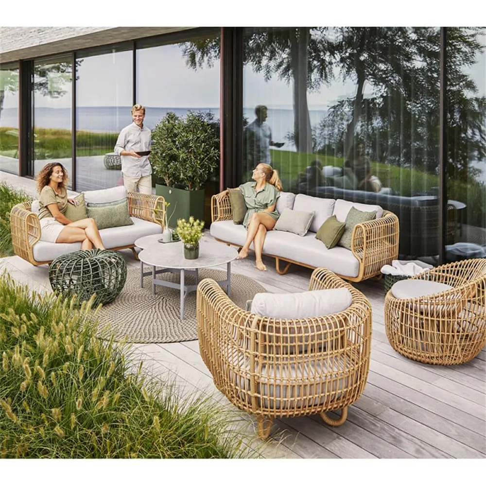 ホールセールファクトリーダイレクトスモールサイズ4ピースパティオ家具セットクラシック屋外ガーデンソファセット