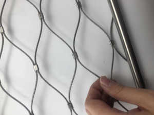 ตาข่ายสแตนเลสแบบถักสำหรับกรงสัตว์ป่า/นก - Product Image 3