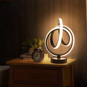 Lampe de bureau mini CCT colorée Abl0209, éclairage d'ambiance pour la maison, chambre à coucher, salle de jeux, utilisation sur bureau - Product Image 3