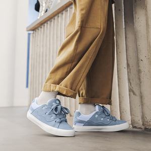 Baskets de sport décontractées en daim unisexe pour homme et <span class=keywords><strong>femme</strong></span>, chaussures de <span class=keywords><strong>basket</strong></span>-ball, haute qualité, LOGO personnalisé, vente en gros - Product Image 4