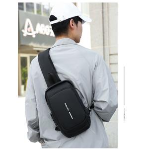 Sac de poitrine moto unisexe avec cadenas antivol, sacoche bandoulière pour activités de plein air et loisirs, idéal pour l'exportation - Product Image 1