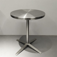 Ensemble table et chaises de restaurant BILIDO, base en acier inoxydable moderne, pour usage hôtelier