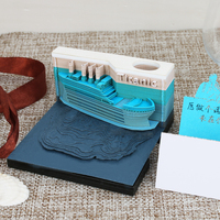 Hadiah Suvenir Produk Populer Tatakan Lengket Kertas Patung Seni 3D Film Titanic