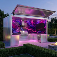 Isla de Cocina Prefabricada de Lujo para Exteriores con Encimera Integrada de Piedra Sinterizada, Panel de Resina Artística con Efecto Luminoso, Muebles de Exterior con Garantía de 10 Años