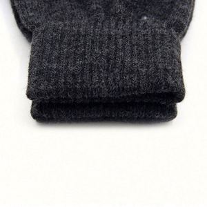 Hot Selling Winter Unisex <b>Touchscreen</b> <b>Gloves</b> Custom Knitted <b>Gloves</b> - Product Image 5