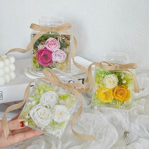 Ramo de Rosas Eternas <span class=keywords><strong>Wafa</strong></span> en Jarrón Perfumado, Regalo con Flores Secas para Bodas, Cumpleaños, Graduaciones, Inauguraciones y Fiestas - Product Image 1