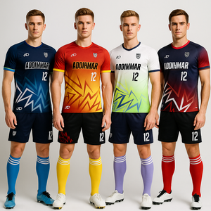 Uniforme de Fútbol Personalizado 2526, Jersey Retro Unisex de Alta Calidad, 100% Poliéster, Cuello en V, Manga Corta, Transpirable, de Secado Rápido - Product Image 1