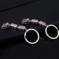 Porte-clés de train en métal de haute qualité, locomotives, cadeaux pour hommes et femmes, accessoires pour petits sacs, pendentifs