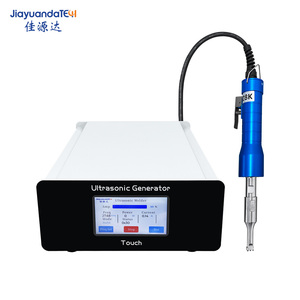 Produttore 28khz 300W titanio corno ad ultrasuoni <span class=keywords><strong>macchina</strong></span> di saldatura a punti ad ultrasuoni per PE/PP/PA - Product Image 1