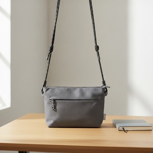 Sac à bandoulière imperméable, respirant, léger, grande capacité, multi-poches, pour les trajets quotidiens, les voyages en plein air, avec fermeture éclair et sangle amovible - Product Image 6