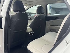 <span class=keywords><strong>Kia</strong></span> <span class=keywords><strong>Sportage</strong></span> d'occasion <span class=keywords><strong>2022</strong></span>-<span class=keywords><strong>2023</strong></span>, SUV 1.5T Essence Automatique Traction Avant Conduite à Gauche, Stock en Gros Disponible - Product Image 5