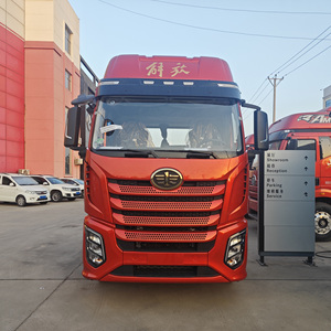 Camions FAW J6G 4x2 Camions <span class=keywords><strong>de</strong></span> fret Camions tracteurs avec cabine flottante haute pour le <span class=keywords><strong>transport</strong></span> <span class=keywords><strong>de</strong></span> véhicules - Product Image 5