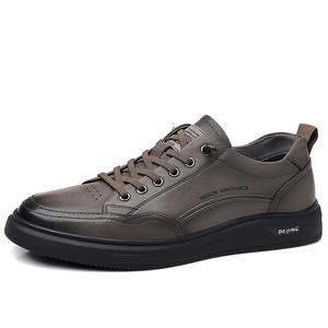 Chaussures décontractées en cuir de vachette haut de gamme, à la mode et à la mode, polyvalentes et respirantes, adaptées aux vêtements pour hommes - Product Image 4