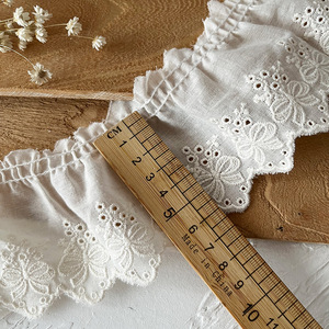 Tissu de pièce de <span class=keywords><strong>broderie</strong></span> en coton plissé jupe de <span class=keywords><strong>broderie</strong></span> d'arc blanc ourlet manchette à volants accessoires de dentelle de dentelle - Product Image 2