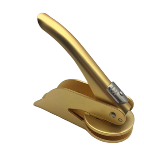 Pince à embosser en bois antique, <span class=keywords><strong>tampon</strong></span> à embosser manuel pour décorations <span class=keywords><strong>de</strong></span> mariage, livres, cuirs, Guangdong - Product Image 3