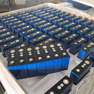 A sınıfı Cornex Lifepo4 Lifepo4 hücreleri 6000 döngü 3.2V 100Ah prizmatik hücreler - Product Image 1