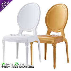 Chaise Louis en résine plastique blanche moderne pour hôtel, mobilier d'événements, mariage, usage commercial - Product Image 1